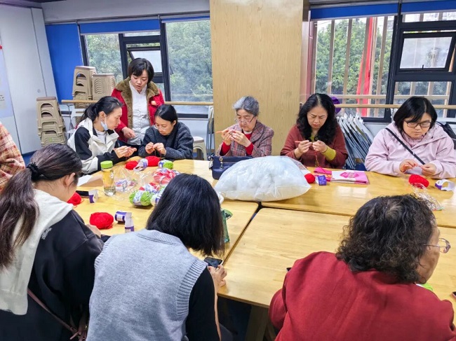 巧手編織就業(yè)路!瑞方人力以編藝賦能居民“家門(mén)口”就業(yè) 第2張 巧手編織就業(yè)路!瑞方人力以編藝賦能居民“家門(mén)口”就業(yè) 第2張